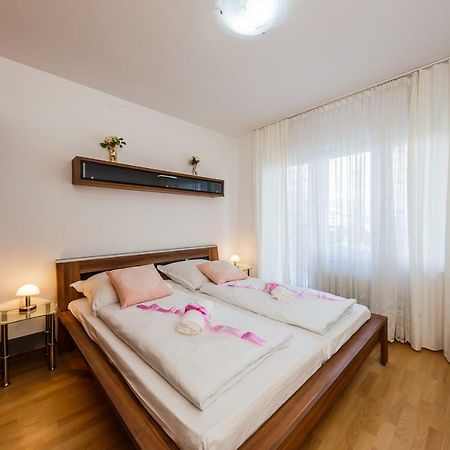 Apartman Lucija Kaštela Esterno foto