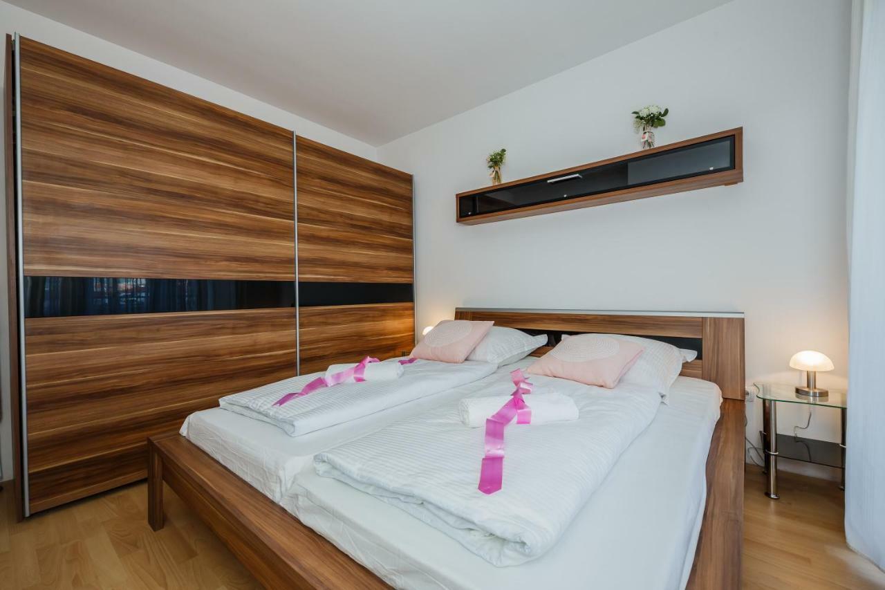 Apartman Lucija Kaštela Esterno foto