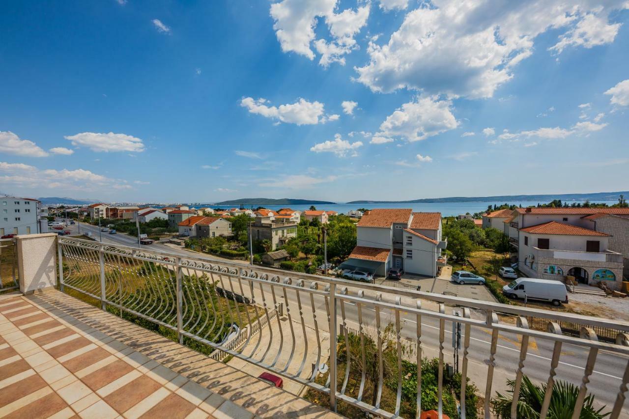 Apartman Lucija Kaštela Esterno foto